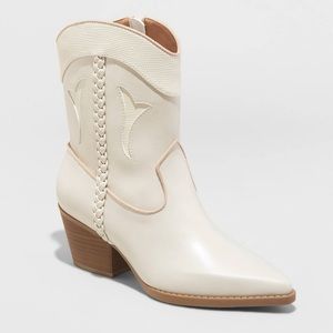 Women’s Shana Cowboy Boots - Universal Thread Off White